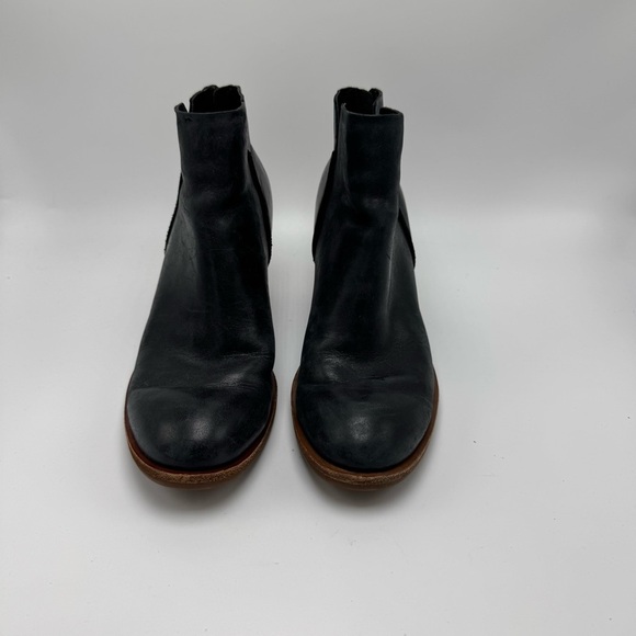 Kork Ease Chandra Bootie Women’s Size 8 Black Leather Boot Stacked Block Heel - Picture 2 of 11